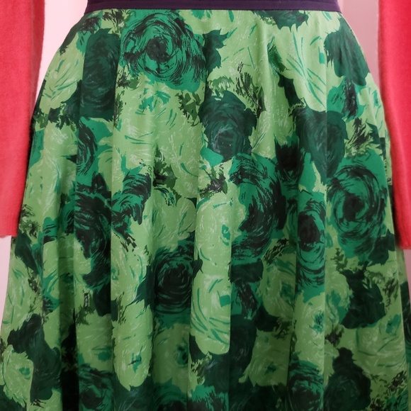 Anthropologie 50s Style Green Rose Circle Skirt - Picture 2 of 3
